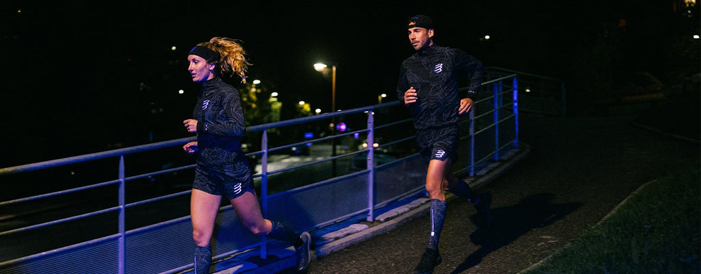 Compressport - Hurricane Windproof Jacket M Aurora - Black/Aurora