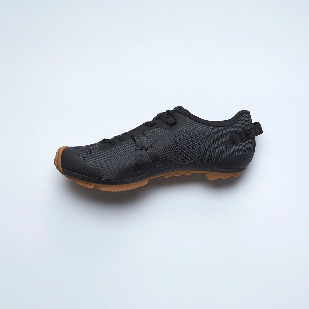 Udog Gravel schoen Distanza Carbon Cinder Black