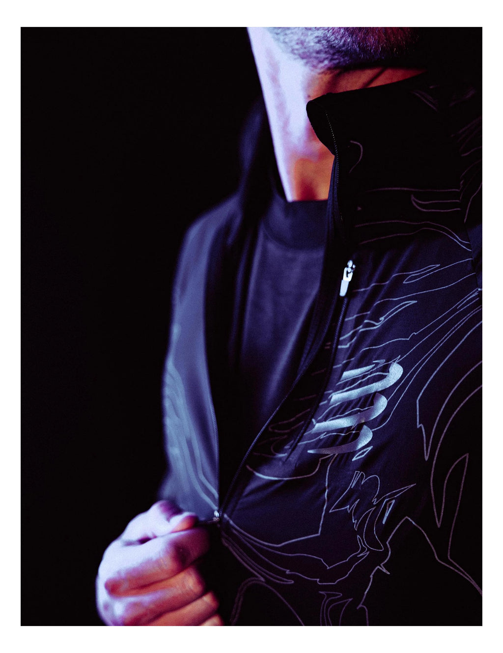 Compressport - Hurricane Windproof Jacket M Aurora - Black/Aurora